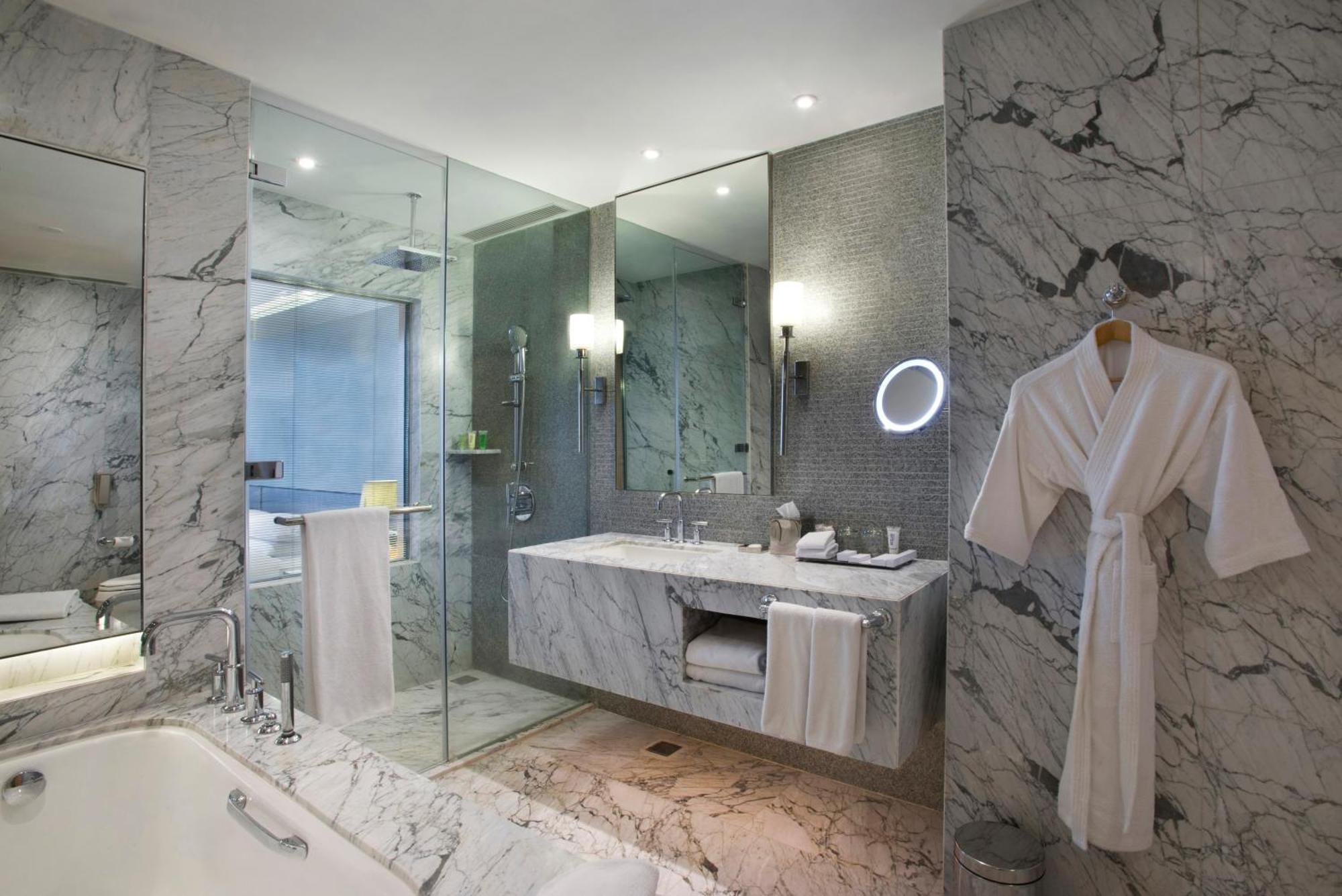 King Room on Food & Soft Beverages on Spa & Confirmed late check out till 1400 Hrs